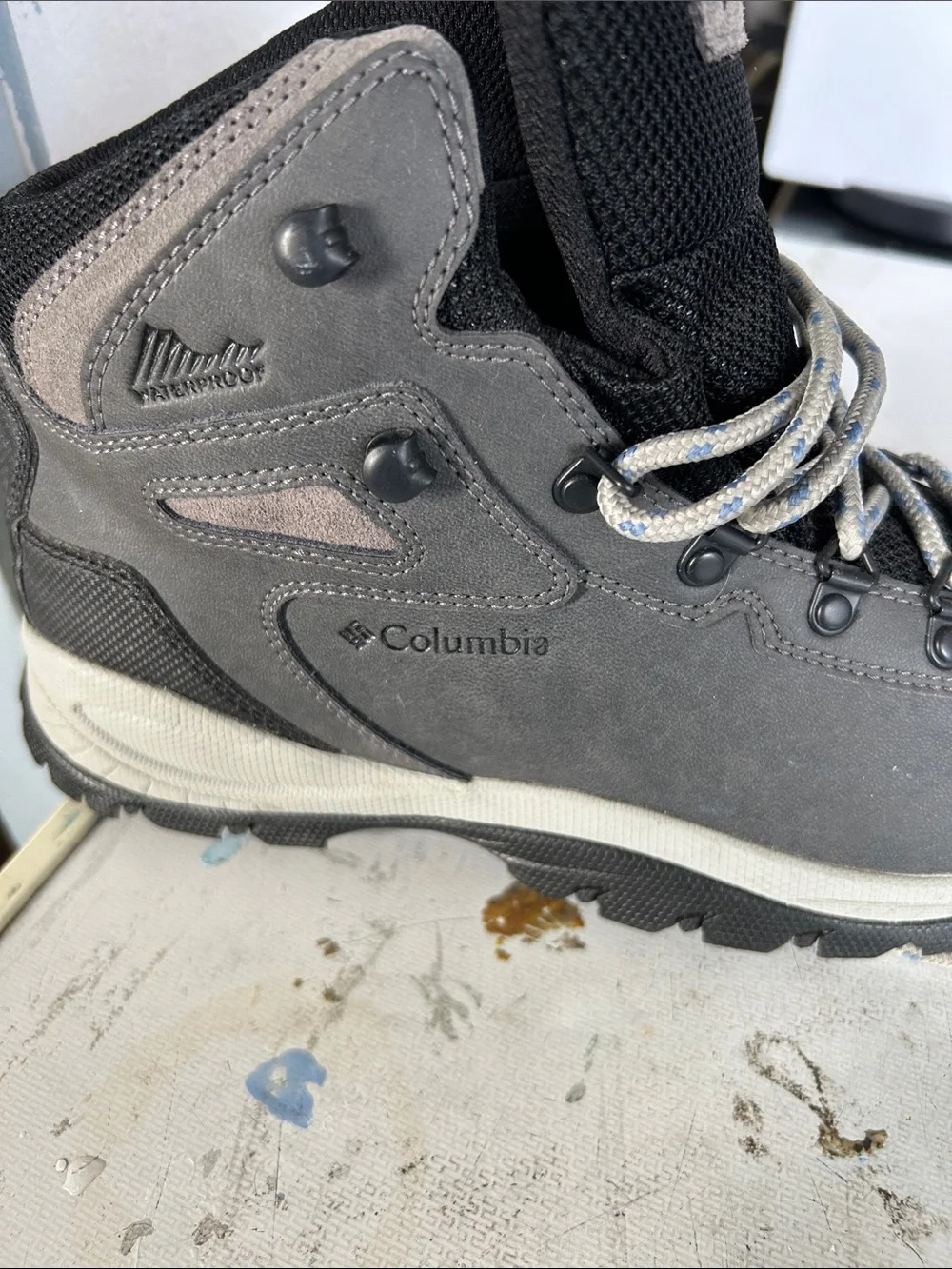 Columbia Gray Hiking Boots with Patterned Laces